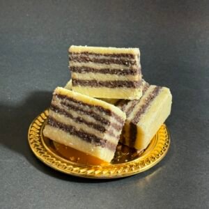 Sada Barfi (per kg)